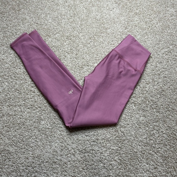 ALO Yoga Pants - Alo Yoga Winter Warm Airlift Leggings